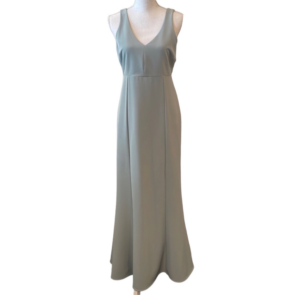 Show me your mumu Morgan trumpet gown M